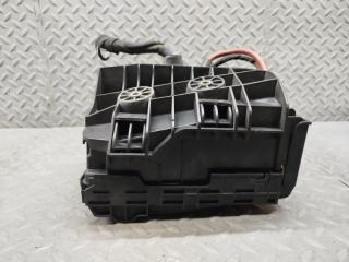 Блок предохранителей AUDI TT 8J3 BWA 1K0937132, 8J0907361 5 ракурс Блок предохранителей AUDI TT 8J3 BWA 1K0937132, 8J0907361 5 ракурс