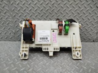 Блок предохранителей VOLVO C30 MK43 B4204S3 31268178 2 ракурс