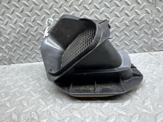 Воздухозаборник правый задний PORSCHE CAYENNE 958 M06.EC (CGE) 7P0819156A 3 ракурс