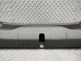 Накладка замка багажника VOLVO C30 MK43 B4204S3 08687734 3 ракурс Накладка замка багажника VOLVO C30 MK43 B4204S3 08687734 3 ракурс