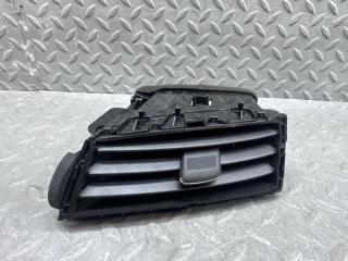Дуйки левые передние NISSAN SKYLINE KV36 VQ37VHR 68751JK00A 1 ракурс