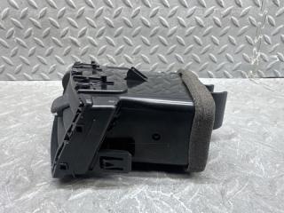 Дуйки левые передние NISSAN SKYLINE KV36 VQ37VHR 68751JK00A 3 ракурс
