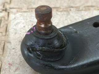 Рычаг правый передний MITSUBISHI TOPPO H82A 3G83 3 ракурс Рычаг правый передний MITSUBISHI TOPPO H82A 3G83 3 ракурс