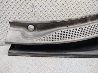Планка под дворники TOYOTA COROLLA RUMION ZRE152 2ZR-FE 55708-12380 3 ракурс