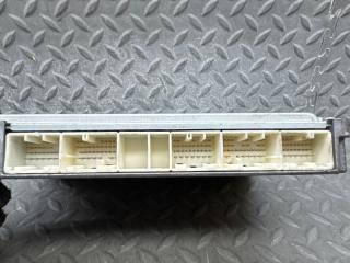 Блок управления efi TOYOTA ISIS ANM10 1AZ-FSE 89661-44590 3 ракурс Блок управления efi TOYOTA ISIS ANM10 1AZ-FSE 89661-44590 3 ракурс