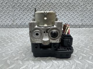 Блок управления abs TOYOTA ISIS ANM10 1AZ-FSE 89541-44100 3 ракурс
