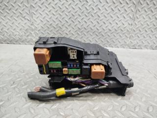 Блок предохранителей NISSAN SKYLINE KV36 VQ37VHR 243817990A 1 ракурс