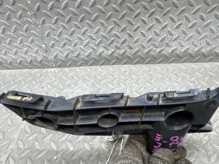 Крепеж бампера правый передний TOYOTA PRIUS ALPHA ZVW41 2ZR-FXE 5211547030 3 ракурс