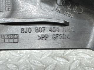 Крепеж бампера правый задний AUDI TT 8J3 BWA 8J0807454A 4 ракурс