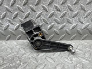 Датчик корректора фар передний NISSAN SERENA HFC26 MR20DD 53812CY00A 2 ракурс Датчик корректора фар передний NISSAN SERENA HFC26 MR20DD 53812CY00A 2 ракурс