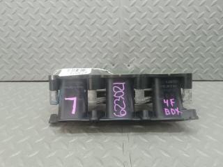 Топливная рейка левая AUDI A6 4F BDX 06E130089B 4 ракурс