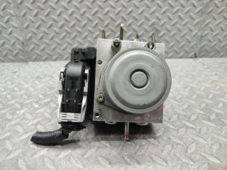 Блок abs NISSAN SERENA GFC27 MR20DD TD8417 5 ракурс