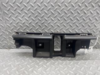 Фото запчасти крепеж бампера задний левый VOLVO C30 2010 контрактная запчасть Запчасть крепеж бампера задний левый VOLVO C30 2010