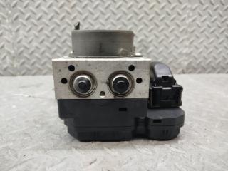 Блок abs TOYOTA IQ NGJ10 1NR-FE 89541-74011 3 ракурс