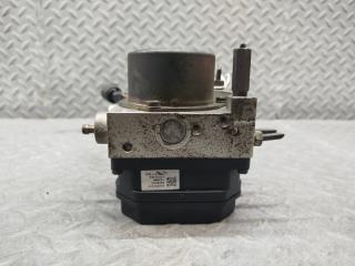 Блок abs NISSAN ELGRAND E51 VQ35DE 47660WL300 2 ракурс