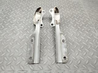 Петля капота SUZUKI JIMNY JB23W K6A-T 1 ракурс Петля капота SUZUKI JIMNY JB23W K6A-T 1 ракурс