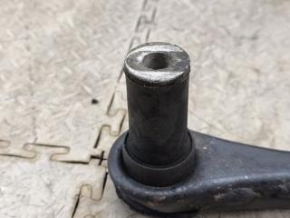 Рычаг правый задний AUDI A6 4B2 BES 4B0501530B 2 ракурс
