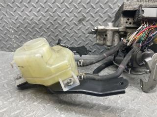 Главный тормозной цилиндр TOYOTA PRIUS ZVW30 2ZR-FXE 47210-47290 3 ракурс