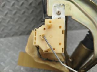Топливный насос MAZDA BONGO FRIENDEE SG5W J5 3 ракурс