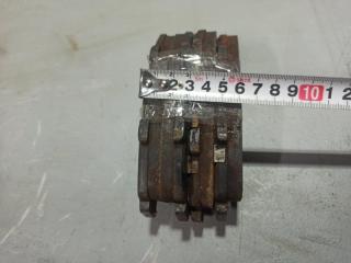Тормозные колодки передние HONDA STEPWGN RF3 2 ракурс
