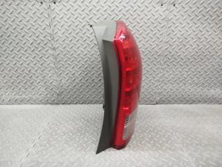 Стоп-сигнал правый задний TOYOTA WISH ZNE10 1ZZ-FE 68-14 2 ракурс