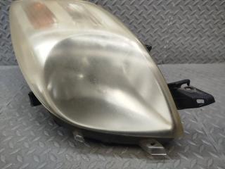 Фара правая передняя TOYOTA VITZ SCP90 2SZ-FE 52-134 2 ракурс