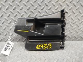 Крепеж бампера правый передний VOLVO S60 FS48 B4164T 30796626 1 ракурс