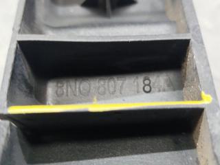 Крепеж бампера правый передний AUDI TT 8NA 8N0807184A 3 ракурс