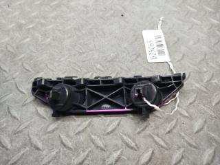 Крепеж бампера правый передний NISSAN NOTE E12 622243VA0A 2 ракурс