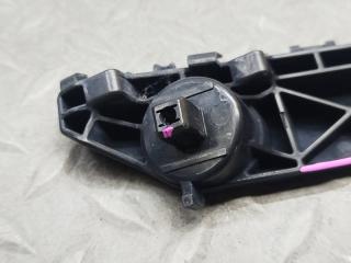 Крепеж бампера правый передний NISSAN NOTE E12 622243VA0A 3 ракурс