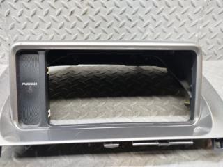 Консоль магнитофона TOYOTA IQ NGJ10 55405-74020 2 ракурс