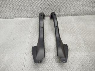 Накладка петли багажника TOYOTA CROWN JZS171 1JZ-GTE VVTI 64572-30040 1 ракурс