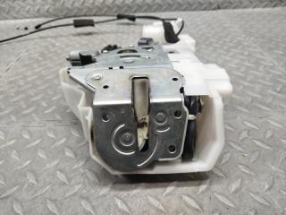 Замок двери правый задний HONDA STEPWGN RK1 R20A 3 ракурс