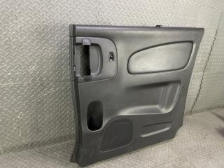 Обшивка дверей правая задняя NISSAN SERENA FC26 MR20DD 829761VA0A 2 ракурс