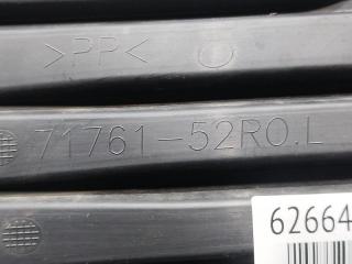 Заглушка бампера левая передняя SUZUKI SWIFT ZC53S K12C 71761-52R0 3 ракурс