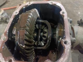 Балка подвески задняя NISSAN SKYLINE HR33 RB20E 1 ракурс