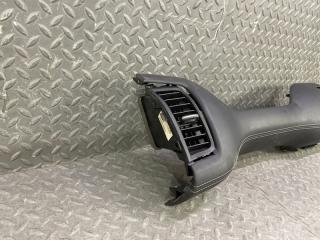 Накладка на торпеду NISSAN SERENA GFC27 MR20DD 682105TA2A 2 ракурс