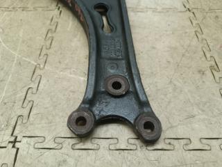 Рычаг правый передний VOLKSWAGEN TOURAN 1T2 BLG 1K0407153G 4 ракурс