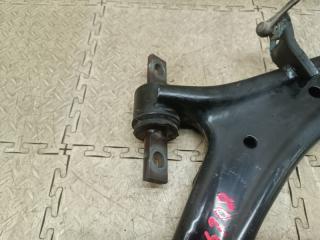 Рычаг правый передний HONDA STEPWGN RK5 R20A 3 ракурс