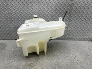 Бачок стеклоомывателя TOYOTA CROWN GRS201 1 ракурс Бачок стеклоомывателя TOYOTA CROWN GRS201 1 ракурс