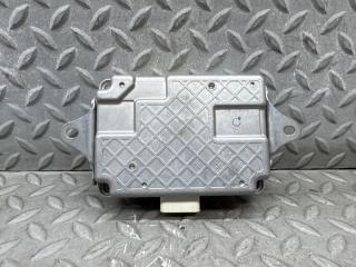Электронный блок передний TOYOTA HILUX GUN126 1GD-FTV 15Z09173240 2 ракурс