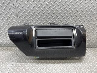 Запчасть консоль магнитофона TOYOTA HILUX 2016