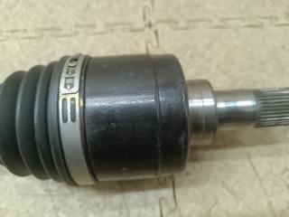 Привод левый задний ALFA ROMEO 159 939 939A000 5 ракурс Привод левый задний ALFA ROMEO 159 939 939A000 5 ракурс