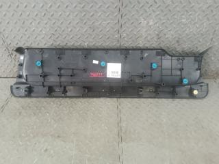 Накладка на порог правая задняя NISSAN SERENA GFC27 MR20DD 769525TA0A 4 ракурс