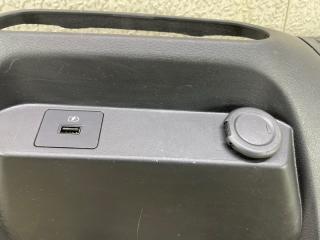 Накладка на торпеду NISSAN NOTE E13 HR12DE 681066XJ0A 5 ракурс