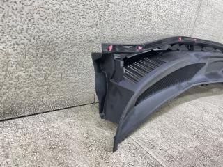 Планка под дворники TOYOTA ISIS ANM10 1AZ-FSE 55782-44050 2 ракурс