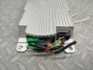 Усилитель звука BMW X1 E84 N46B20A 9248178-01 2 ракурс