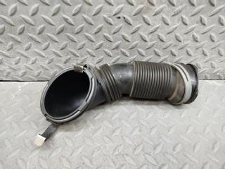 Патрубок воздушн.фильтра AUDI TT 8J3 BWA 06F129627G 4 ракурс