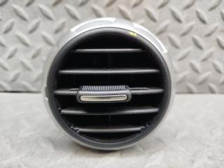 Дуйки передние AUDI TT 8J3 BWA 8J0820901D 1 ракурс