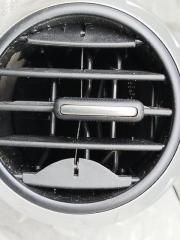 Дуйки передние AUDI TT 8J3 BWA 8J0820901D 2 ракурс